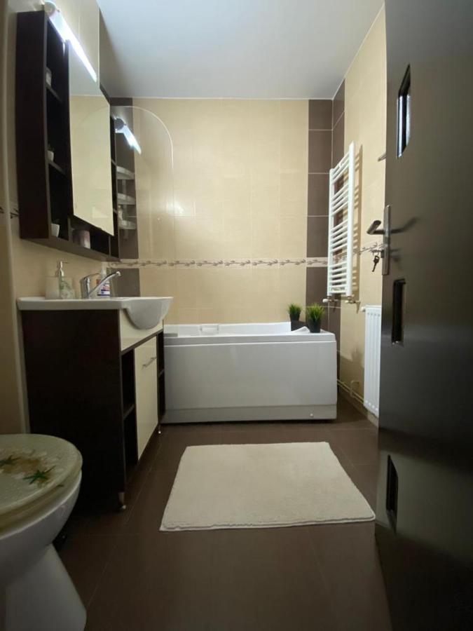 Apartament Exclusive Targu Ocna Zewnętrze zdjęcie