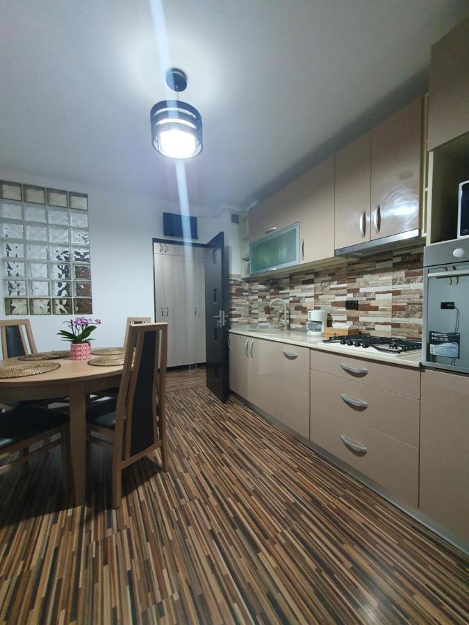 Apartament Exclusive Targu Ocna Zewnętrze zdjęcie